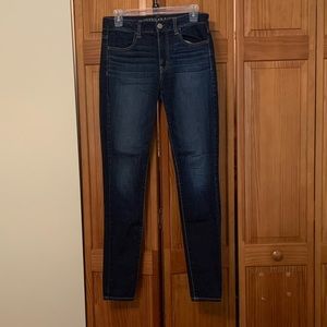 Dark wash jean-jeggings.